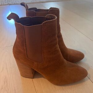 Steve Madden leather/suede tan heeled boots size 7.5